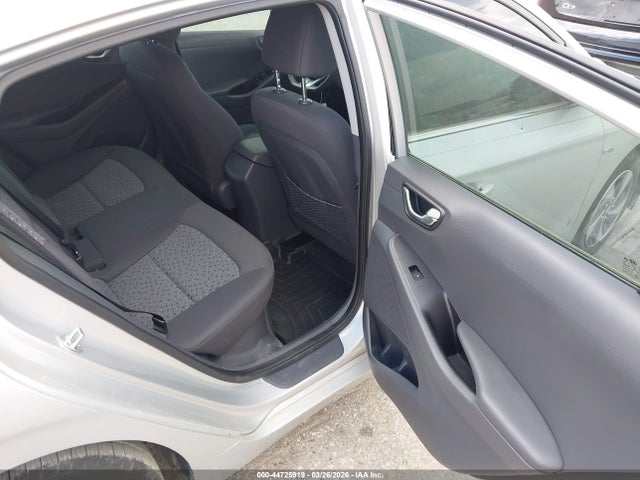 2019 HYUNDAI IONIQ HYBRID KMHC75LC3KU139767 Photo 7