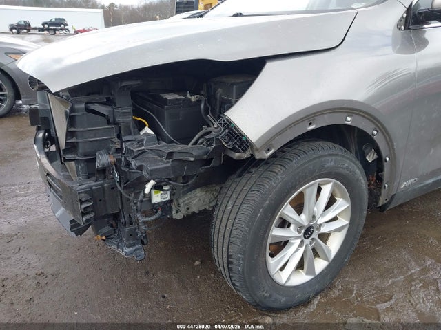 Продаж на аукціоні авто 2019 Kia Sorento 3.3l Lx, vin: 5XYPGDA52KG477697, номер лоту: 44725920