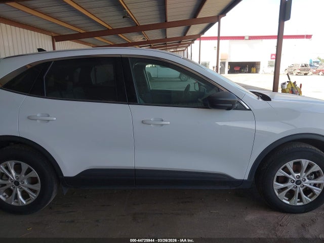 1FMCU0GNXRUA21491 Ford Escape Active