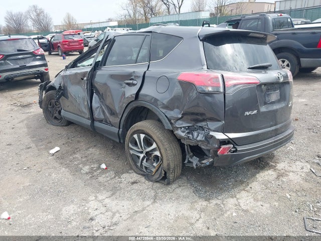 Toyota RAV4 LE 2018 JTMBFREV6JJ227902 Image 3
