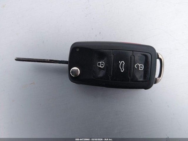 2014 Volkswagen Jetta 1.8t Se მანქანა იყიდება აუქციონზე, vin: 3VWD17AJXEM417643, აუქციონის ნომერი: 44725968