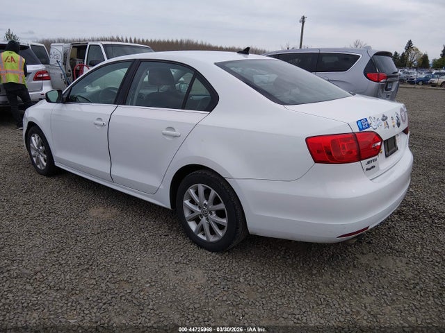 2014 Volkswagen Jetta 1.8t Se მანქანა იყიდება აუქციონზე, vin: 3VWD17AJXEM417643, აუქციონის ნომერი: 44725968