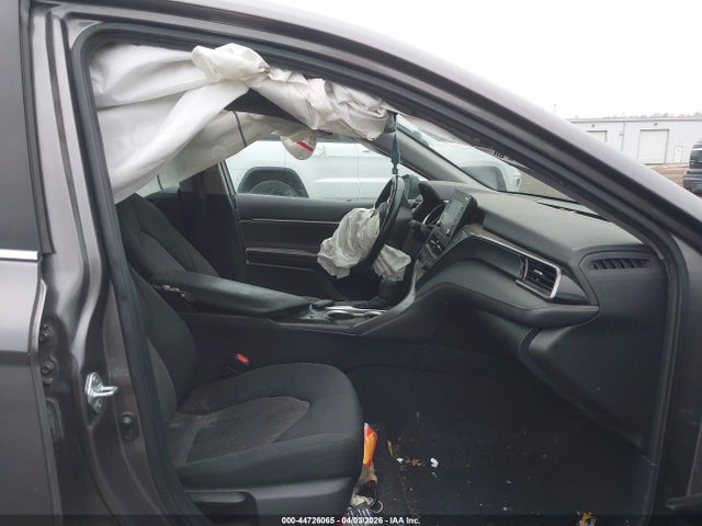 4T1R11BKXMU035602 Toyota Camry Le Awd