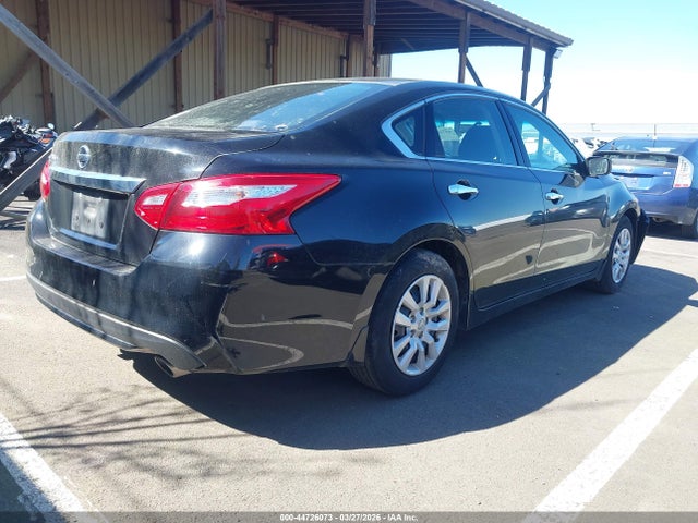 1N4AL3AP6HC246057 Nissan Altima 2.5 S