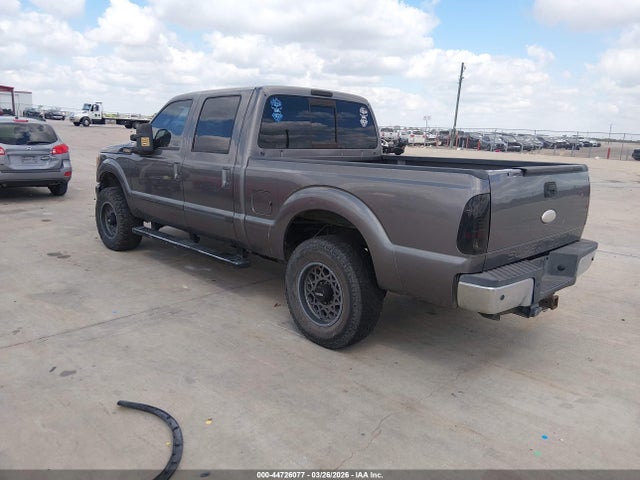 2012 FORD F-250 1FT7W2BT1CEB00146 Photo 2