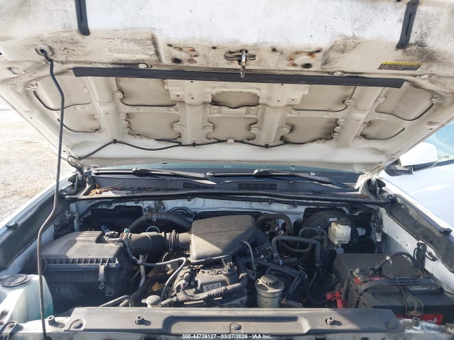 5TFAX5GN3HX088575 Toyota Tacoma Sr5