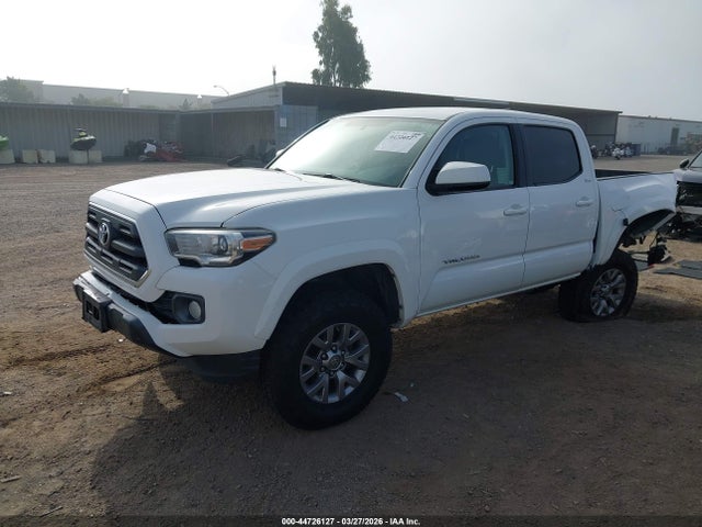 5TFAX5GN3HX088575 Toyota Tacoma Sr5
