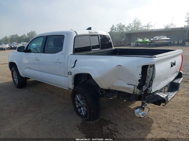 5TFAX5GN3HX088575 Toyota Tacoma Sr5
