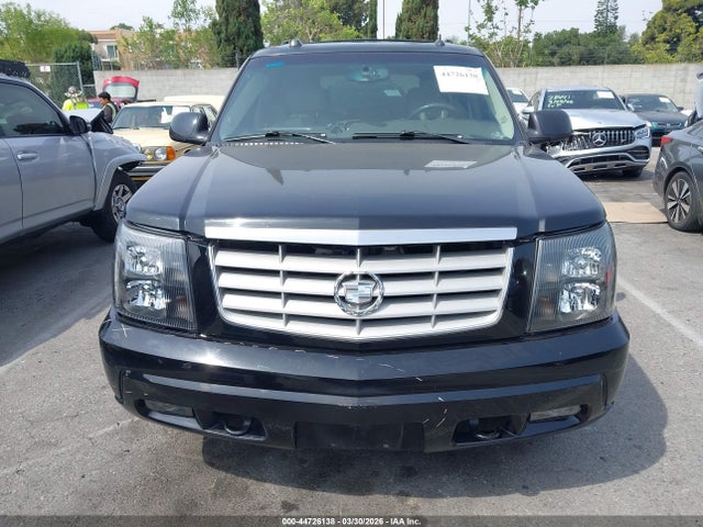 44726138 :رقم المزاد ، 1GYEC63T95R123511 vin ، 2005 Cadillac Escalade Standard مزاد بيع