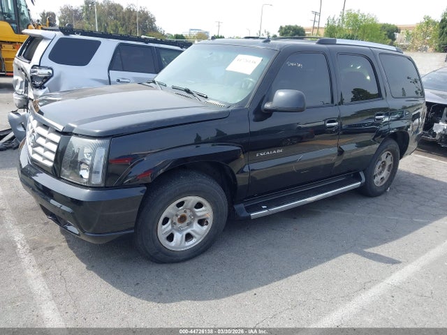 44726138 :رقم المزاد ، 1GYEC63T95R123511 vin ، 2005 Cadillac Escalade Standard مزاد بيع