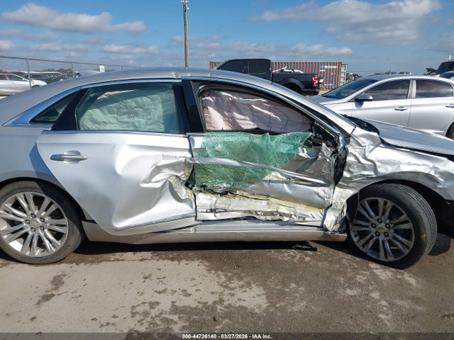 2017 Cadillac Xts Luxury მანქანა იყიდება აუქციონზე, vin: 2G61M5S37H9183589, აუქციონის ნომერი: 44726140