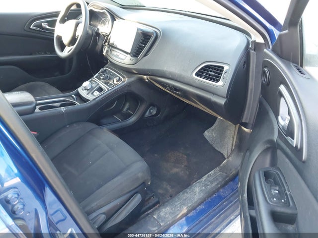 Продажа на аукционе авто 2015 Chrysler 200 Limited, vin: 1C3CCCAB8FN707577, номер лота: 44726157
