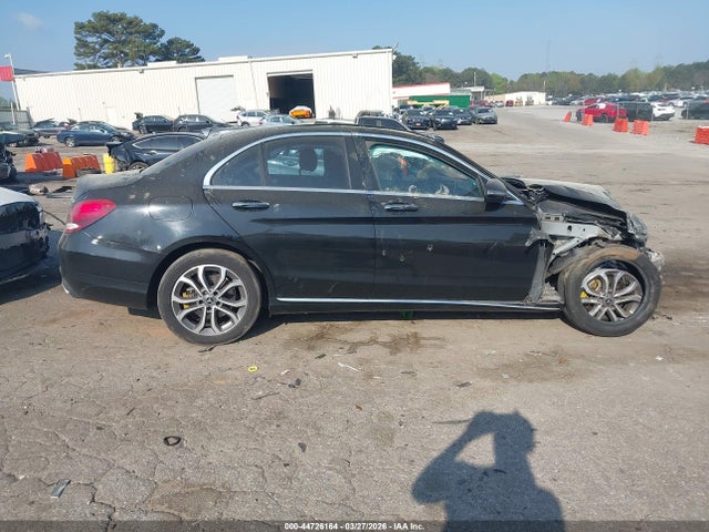 Auction sale of the 2018 Mercedes-benz C 300 4matic, vin: 55SWF4KB1JU271374, lot number: 44726164