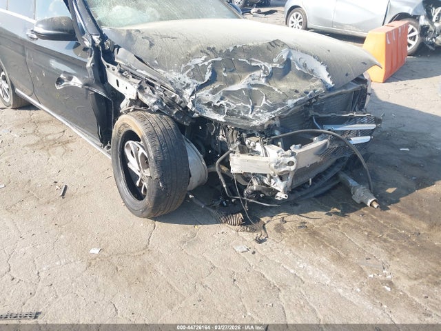 Auction sale of the 2018 Mercedes-benz C 300 4matic, vin: 55SWF4KB1JU271374, lot number: 44726164