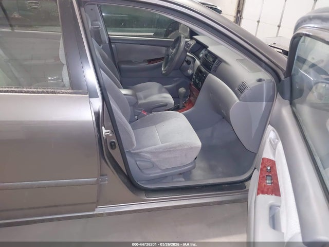 2004 TOYOTA COROLLA 1NXBR32E94Z284442 Photo 4