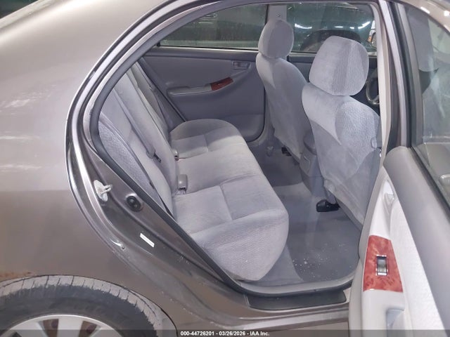 2004 TOYOTA COROLLA 1NXBR32E94Z284442 Photo 7