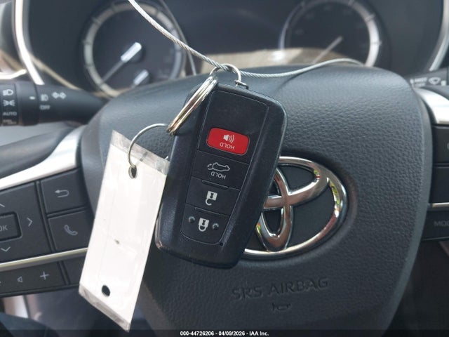 5TDGZRBH6NS161341 Toyota Highlander Xle