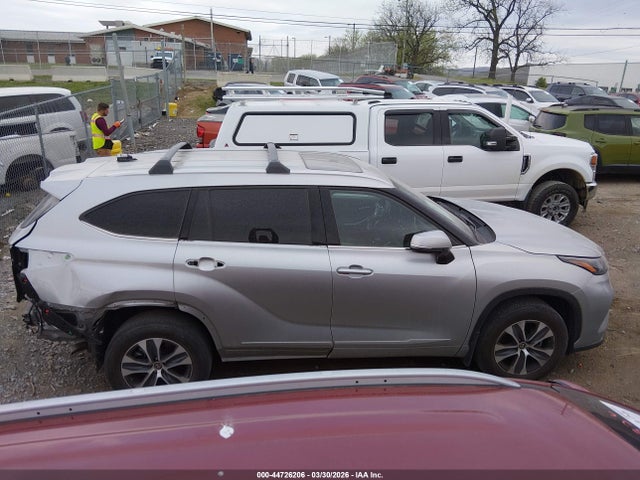 5TDGZRBH6NS161341 Toyota Highlander Xle