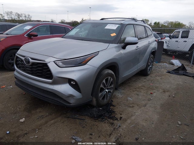 5TDGZRBH6NS161341 Toyota Highlander Xle