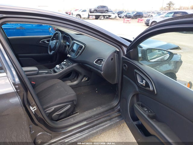 Продаж на аукціоні авто 2015 Chrysler 200 Limited, vin: 1C3CCCABXFN756084, номер лоту: 44726223