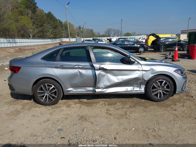 2025 Volkswagen Jetta 1.5t Se მანქანა იყიდება აუქციონზე, vin: 3VW7X7BU3SM003734, აუქციონის ნომერი: 44726224