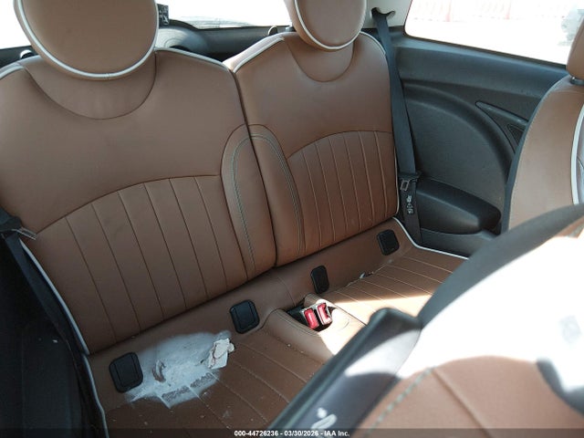 2010 MINI COOPER WMWMF7C57ATX45258 Photo 7
