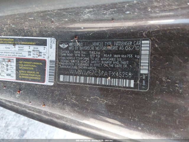 2010 MINI COOPER WMWMF7C57ATX45258 Photo 8