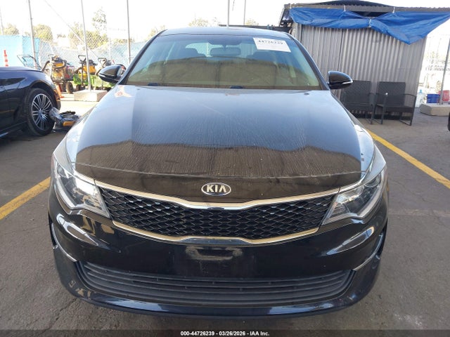 5XXGT4L36JG267047 KIA Optima Lx