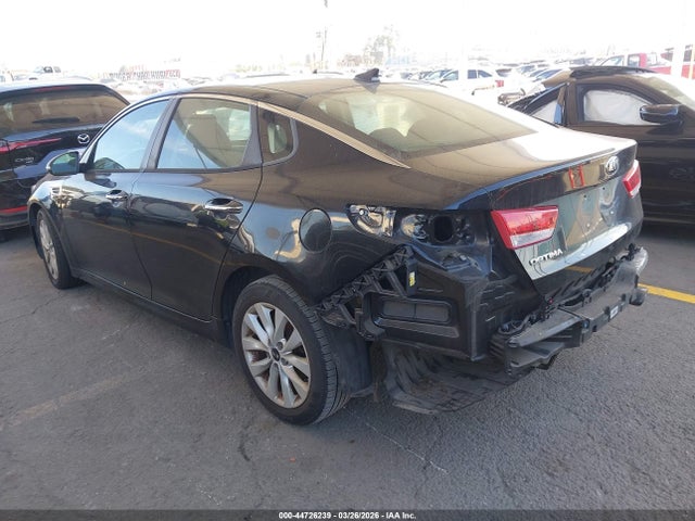 5XXGT4L36JG267047 KIA Optima Lx