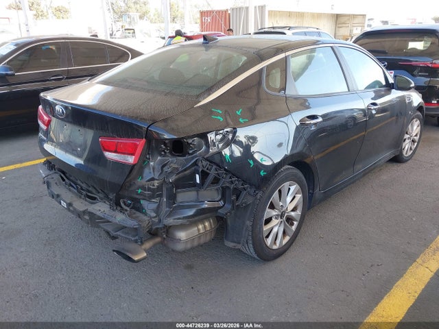 5XXGT4L36JG267047 KIA Optima Lx