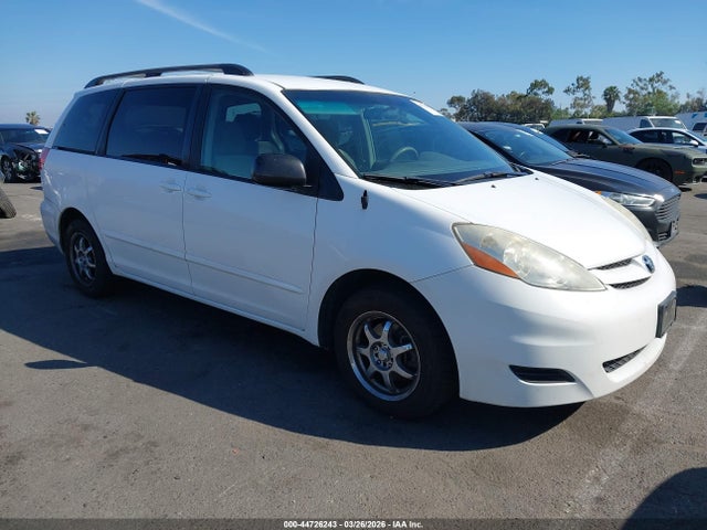 2010 TOYOTA SIENNA 5TDKK4CC8AS323694
