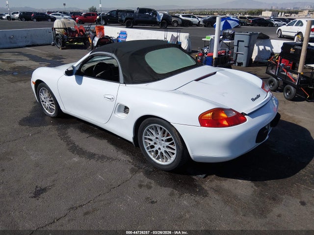 1998 PORSCHE BOXSTER WP0CA2984WU625825 Photo 2