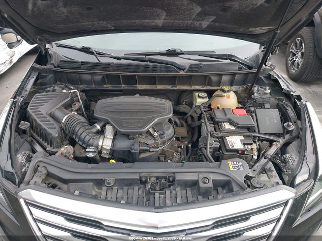 1GYKNCRS3HZ268588 Cadillac Xt5 Premium Luxury