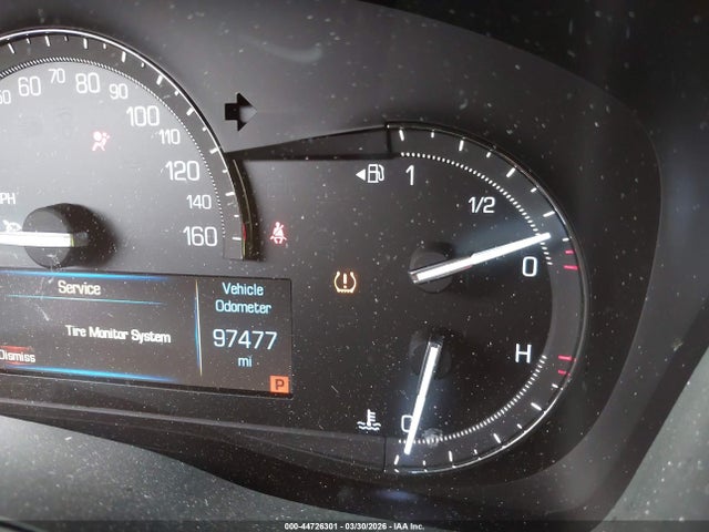 1GYKNCRS3HZ268588 Cadillac Xt5 Premium Luxury