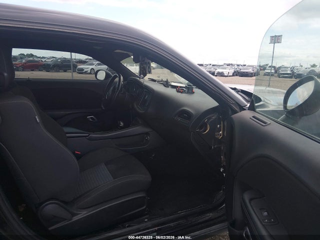 2C3CDZBT6NH105548 Dodge Challenger R/t
