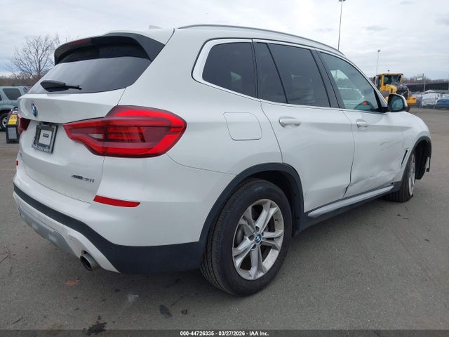 2020 BMW X3 5UXTY5C07L9D23557 Photo 3