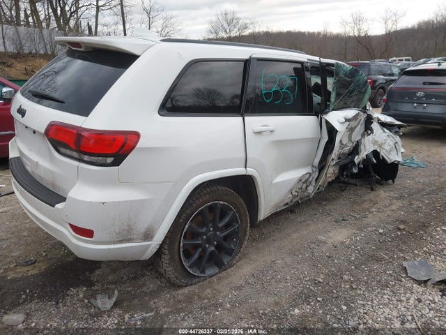 Продажа на аукционе авто 2018 Jeep Grand Cherokee Altitude 4x4, vin: 1C4RJFAG9JC335681, номер лота: 44726337