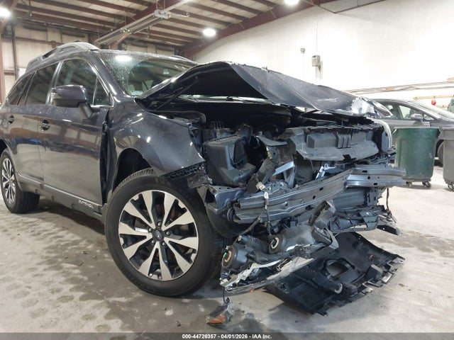 Продажа на аукционе авто 2015 Subaru Outback 2.5i Limited, vin: 4S4BSALC6F3225735, номер лота: 44726357