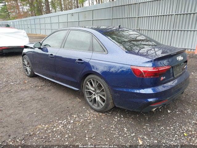 2021 AUDI S4 WAUB4AF44MA025204 Photo 2