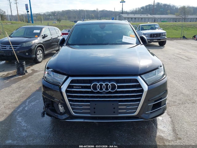 Продажа на аукционе авто 2017 Audi Q7 3.0t Premium, vin: WA1VAAF76HD024122, номер лота: 44726399