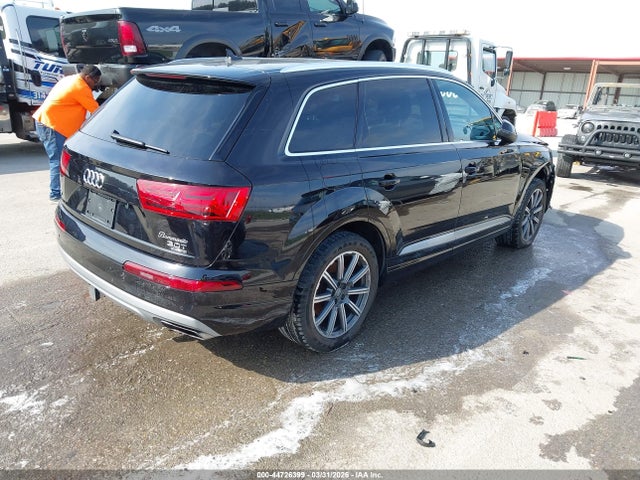 Продажа на аукционе авто 2017 Audi Q7 3.0t Premium, vin: WA1VAAF76HD024122, номер лота: 44726399
