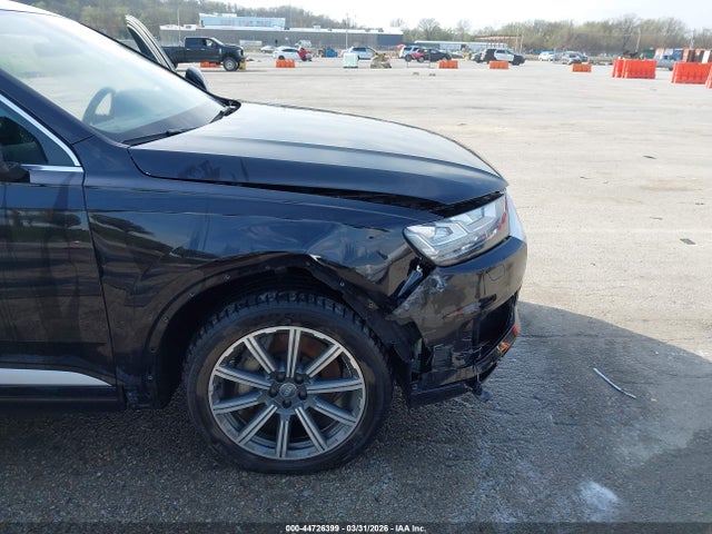 Продажа на аукционе авто 2017 Audi Q7 3.0t Premium, vin: WA1VAAF76HD024122, номер лота: 44726399