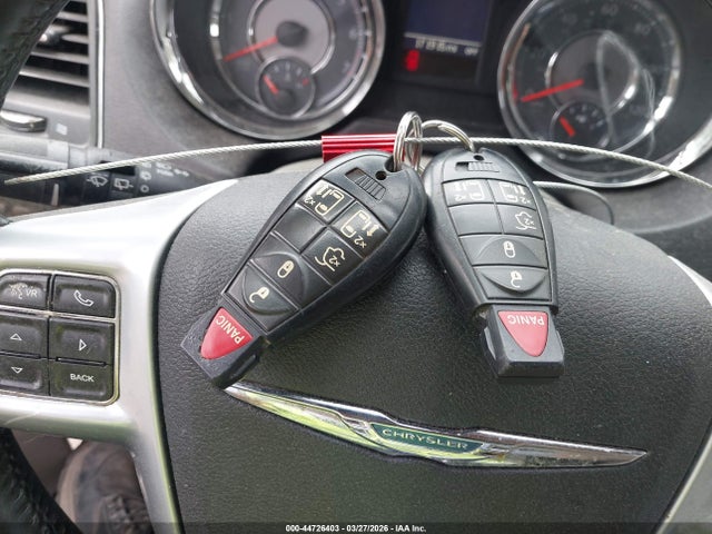 44726403 :رقم المزاد ، 2C4RC1BG6DR819542 vin ، 2013 Chrysler Town & Country Touring مزاد بيع