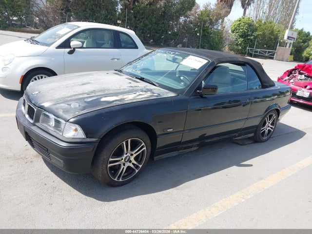 1995 BMW 325 WBABJ6320SJD38405 Photo 1