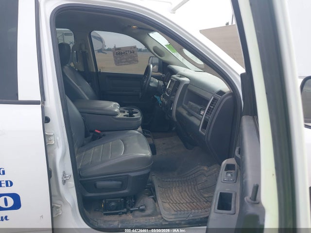 2017 Ram 3500 Chassis Tradesman/slt/laramie მანქანა იყიდება აუქციონზე, vin: 3C7WR8CL1HG635887, აუქციონის ნომერი: 44726461