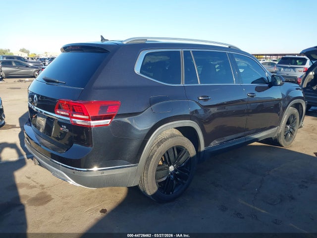 2019 Volkswagen Atlas 3.6l V6 Sel Premium მანქანა იყიდება აუქციონზე, vin: 1V2NR2CA3KC502559, აუქციონის ნომერი: 44726462