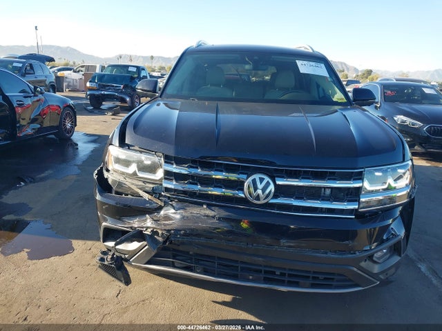 2019 Volkswagen Atlas 3.6l V6 Sel Premium მანქანა იყიდება აუქციონზე, vin: 1V2NR2CA3KC502559, აუქციონის ნომერი: 44726462