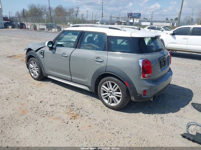 Mini Countryman Cooper S 2018 WMZYT5C30J3E61425 Image 3