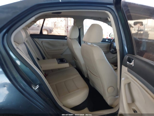 2010 VOLKSWAGEN JETTA 3VWAZ7AJ2AM117407 Photo 7