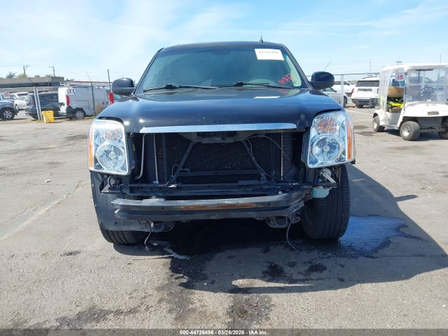 2011 Gmc Yukon Xl 1500 Slt მანქანა იყიდება აუქციონზე, vin: 1GKS2KE39BR223531, აუქციონის ნომერი: 44726496
